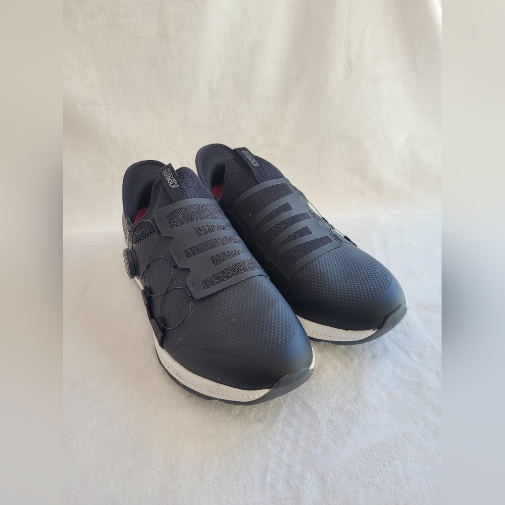 Sketchers GoGolf Slip-ins Twist Fit & Arch Fit Shoe Size Men's 9.5